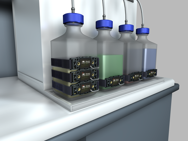 Liquid level monitoring of return flow tanks in laboratory automation